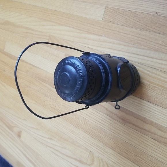 Antique Black Metal E.T. WRIGHT & CO.  Railway Lantern with Handle - Picture 4 of 8